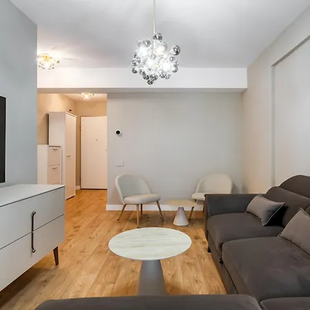 Bon-bon I Cosy 1 Br Boutique